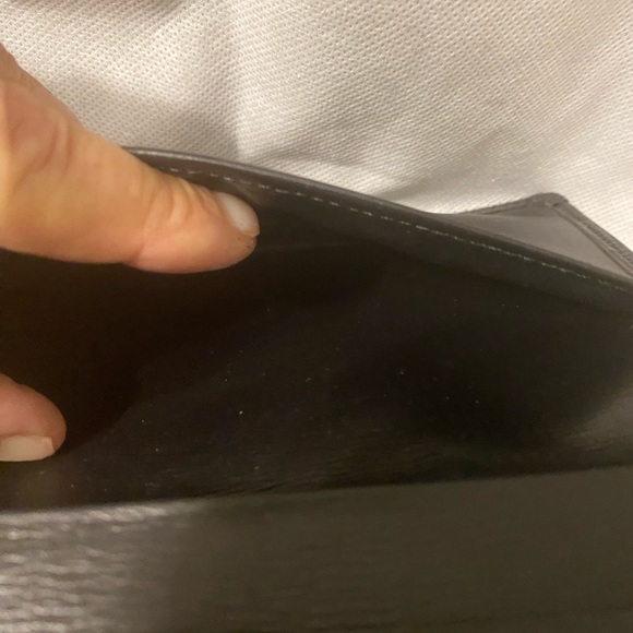 Louis Vuitton Epi Expandable Long Wallet - Picture 8 of 11